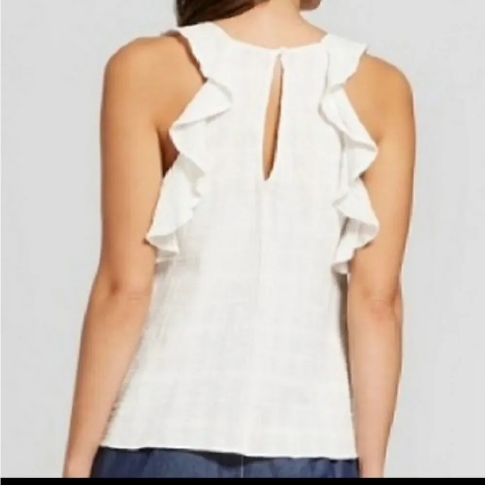 Universal Threads Cotton Ruffle Top - Picture 2 of 8